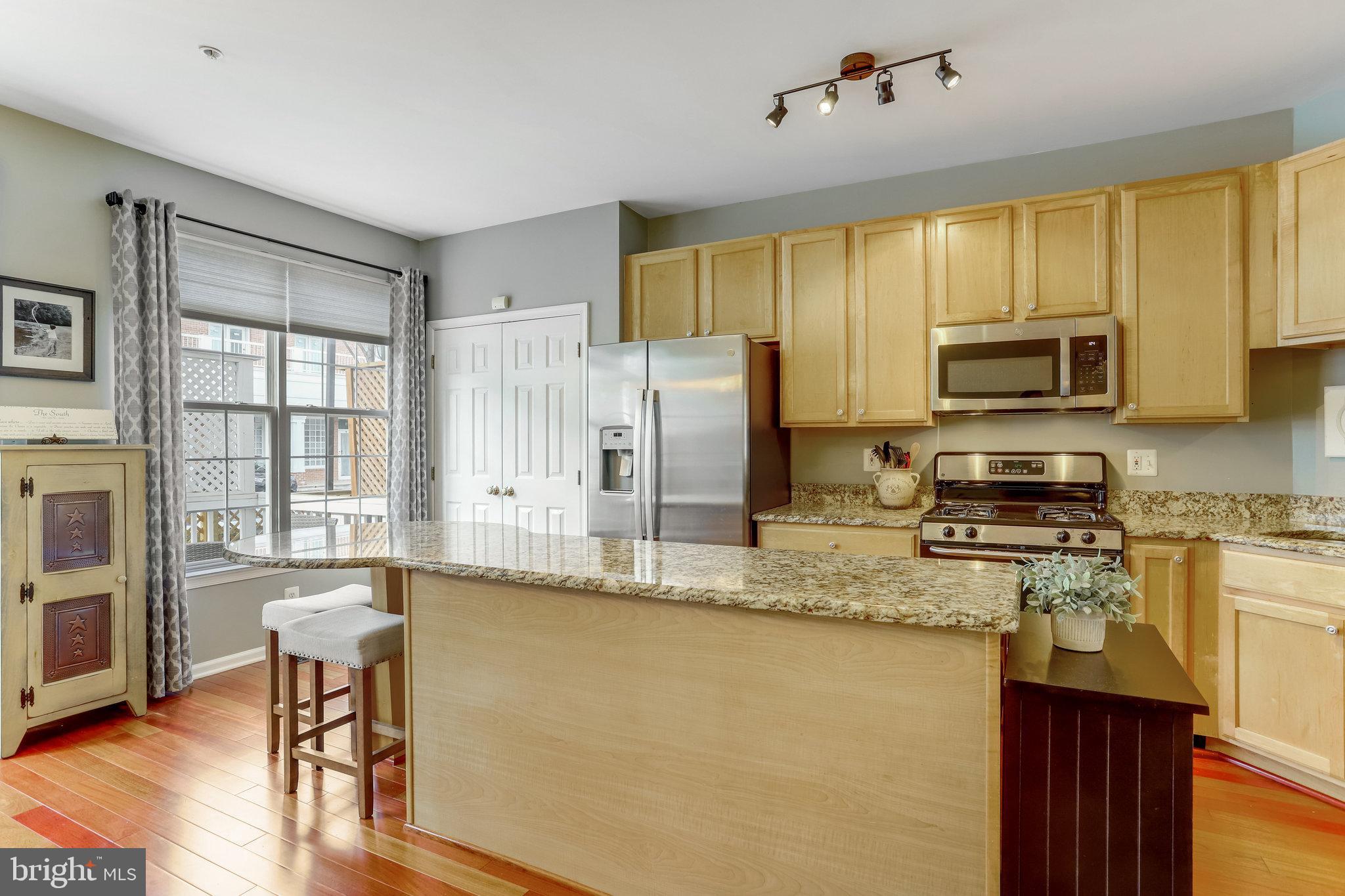 CAMERON STATION - Residential Lease