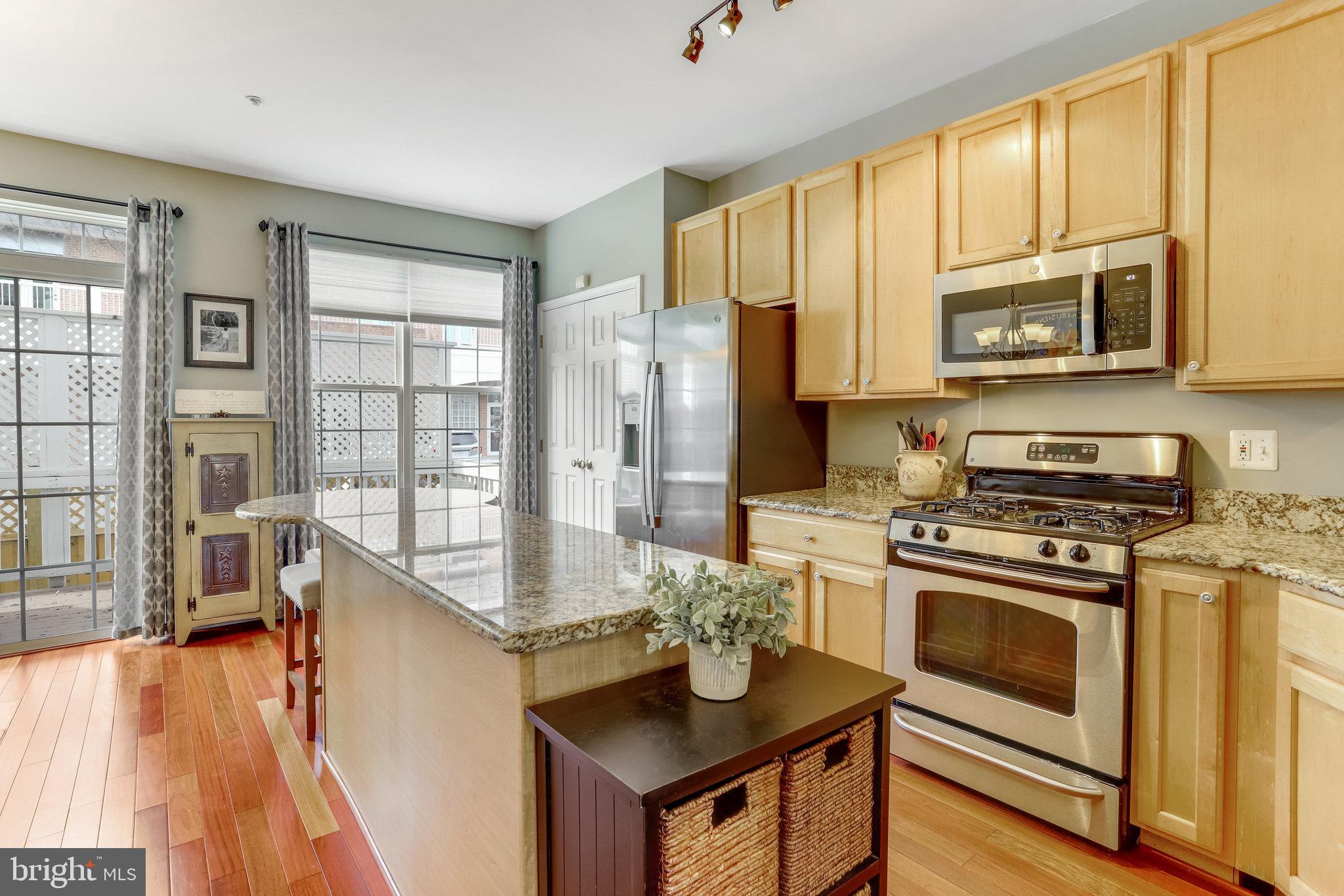 CAMERON STATION - Residential Lease