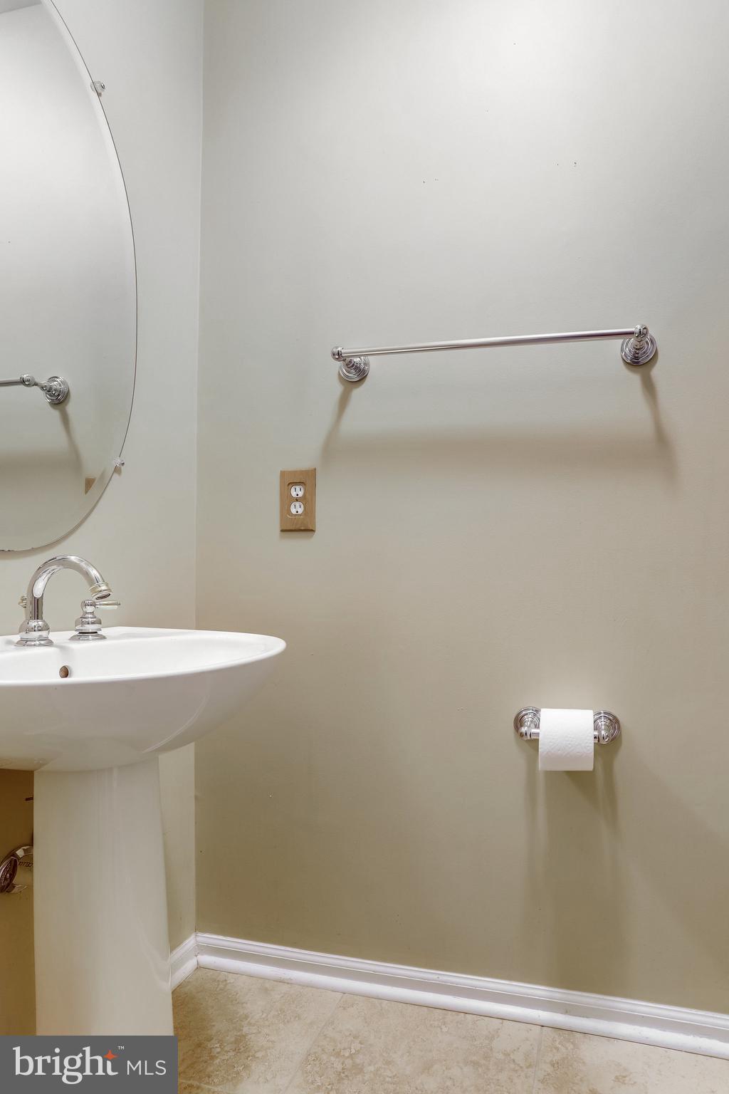 CAMERON STATION - Residential Lease