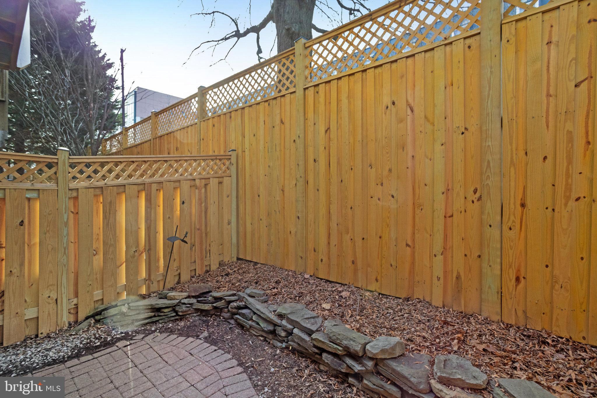 CAMERON STATION - Residential Lease