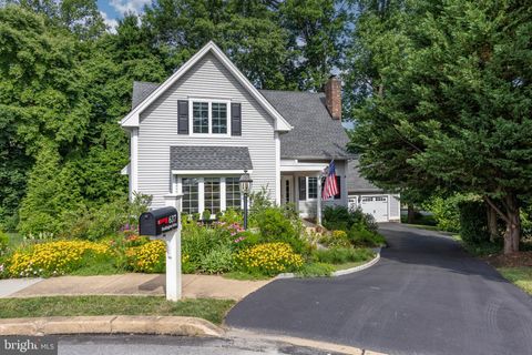 637 HUNTINGTON DRIVE DOWNINGTOWN PA 19335