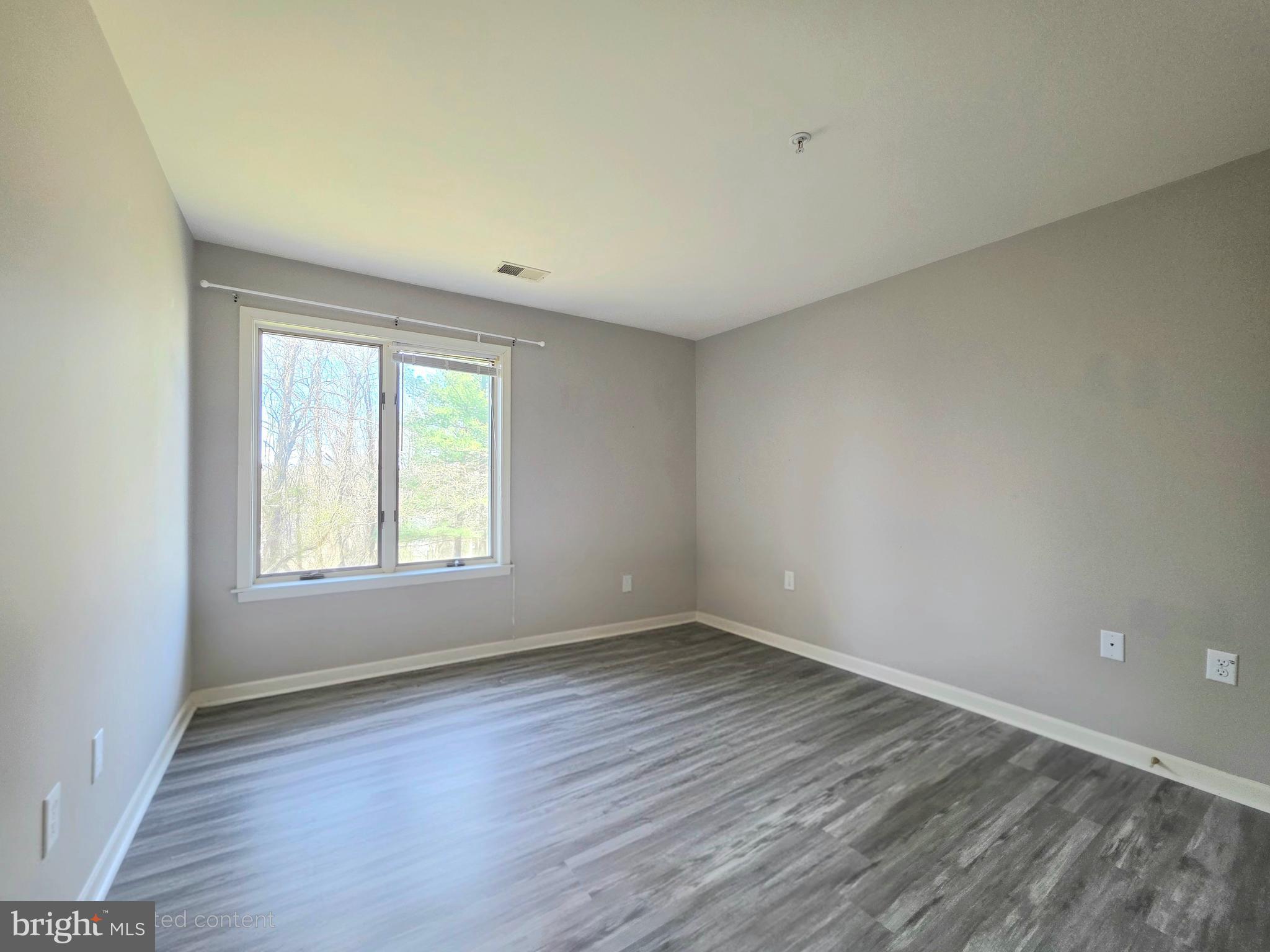 PARRS RIDGE - Residential