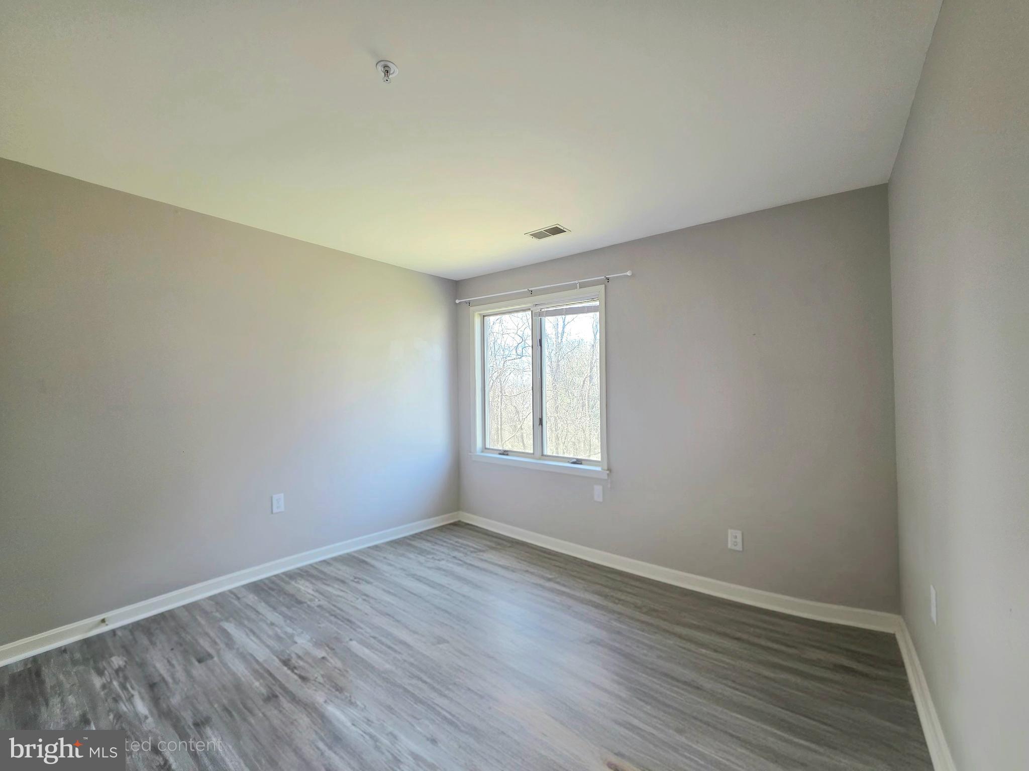 PARRS RIDGE - Residential