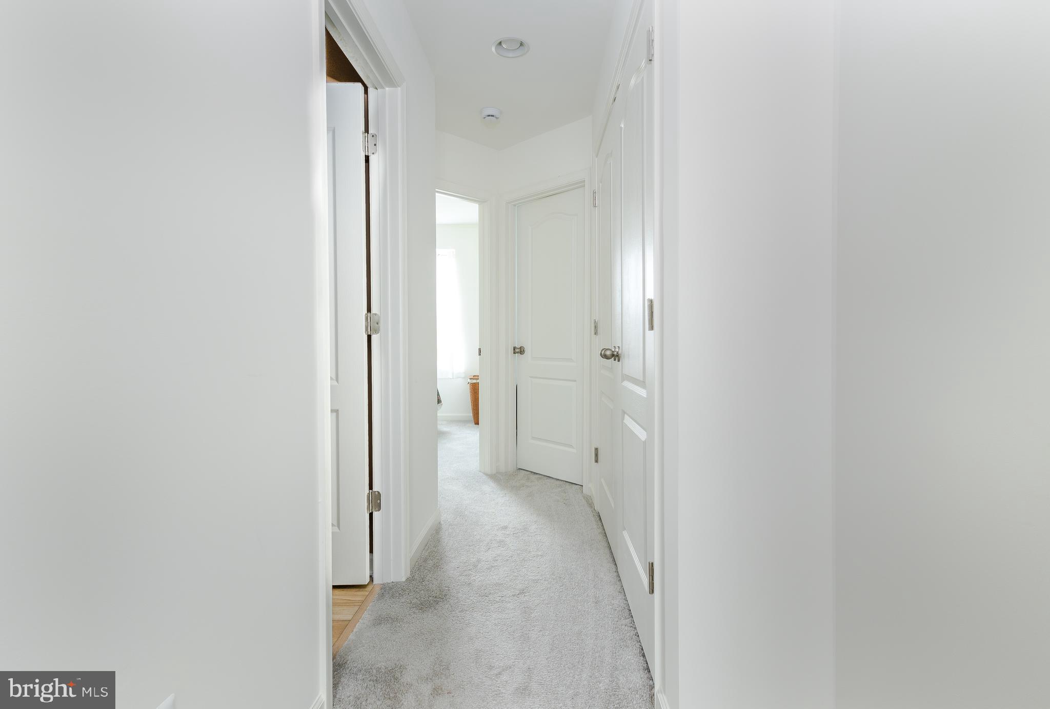 WHISPERING PINES - Residential