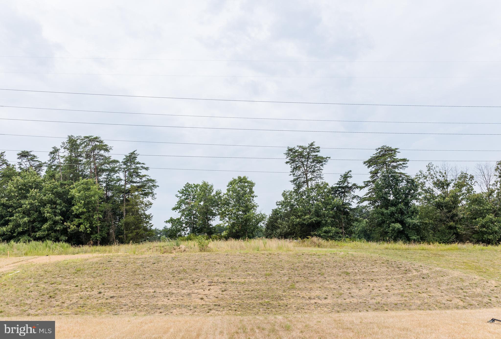 WHISPERING PINES - Residential