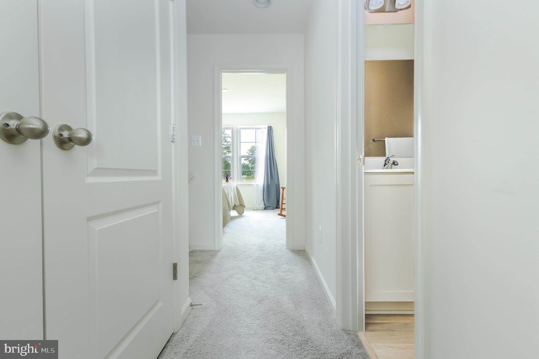 WHISPERING PINES - Residential