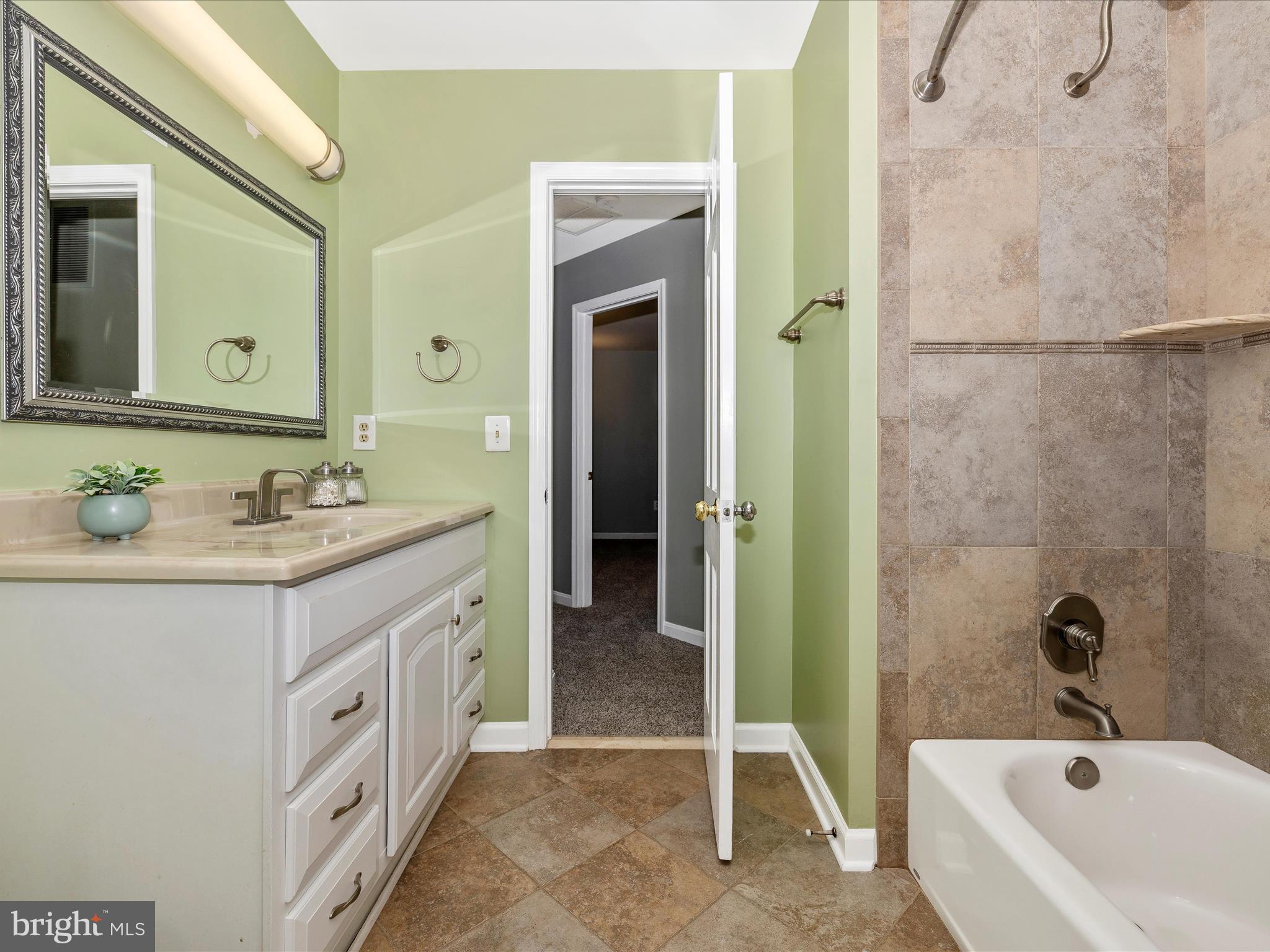 GOSHEN HUNT HILLS - Residential