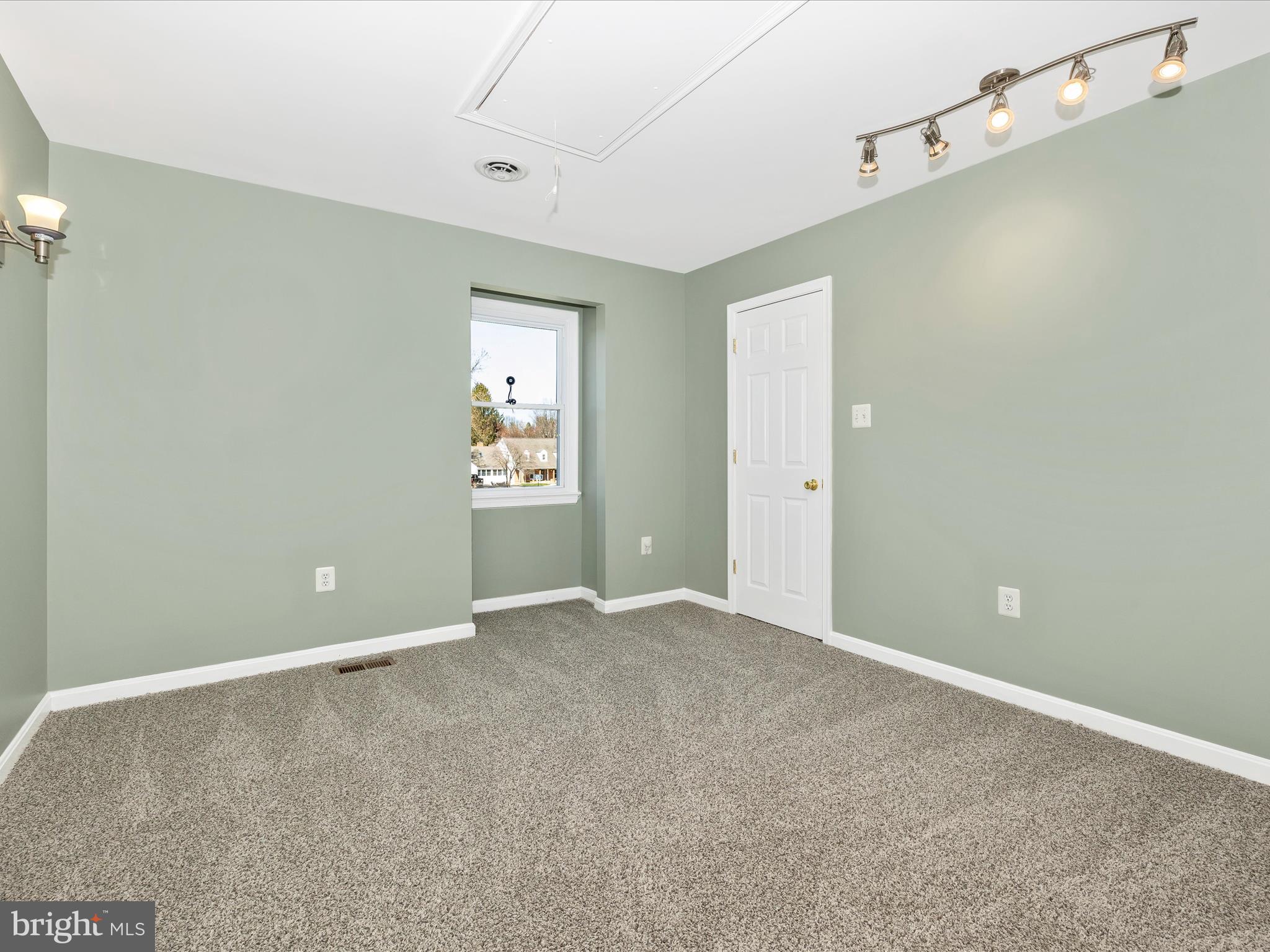 GOSHEN HUNT HILLS - Residential