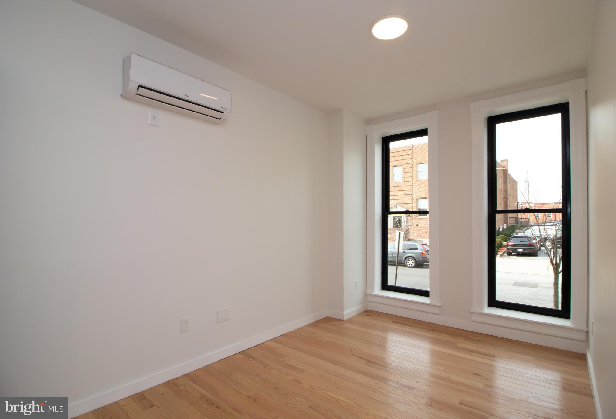 CHARLES VILLAGE - Residential Lease