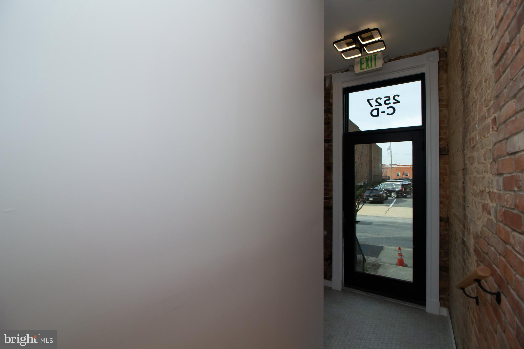 CHARLES VILLAGE - Residential Lease