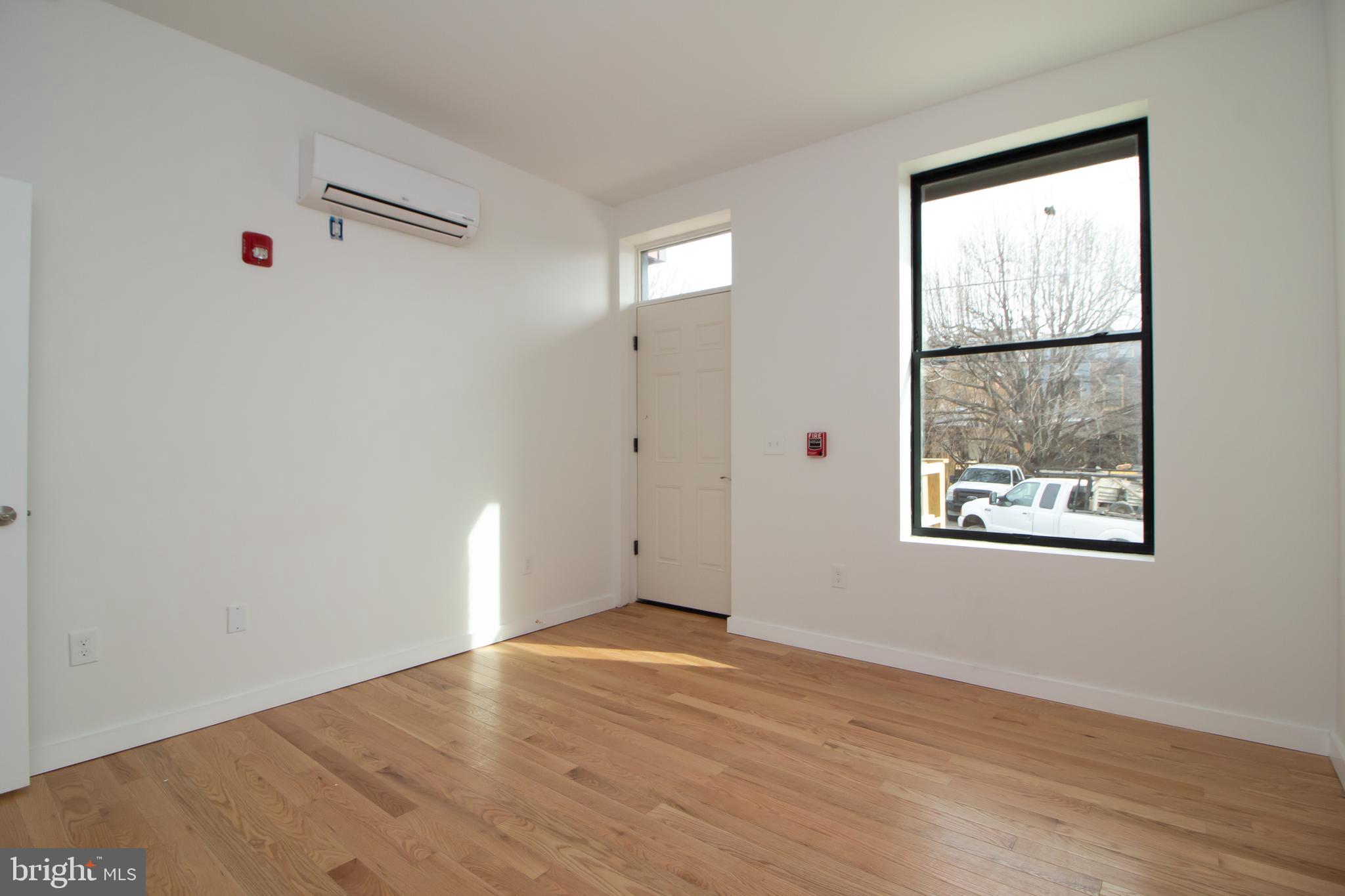 CHARLES VILLAGE - Residential Lease