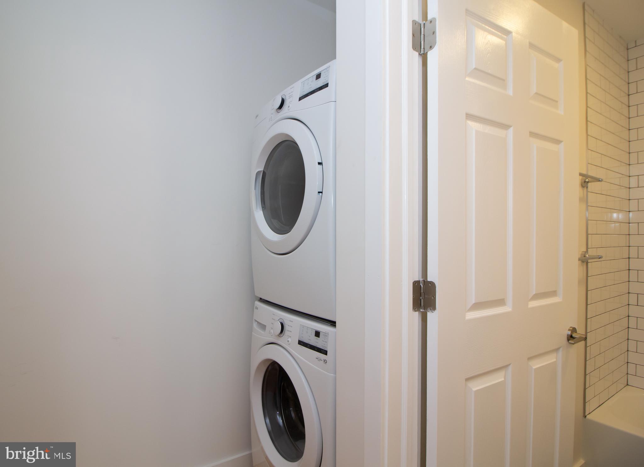 CHARLES VILLAGE - Residential Lease