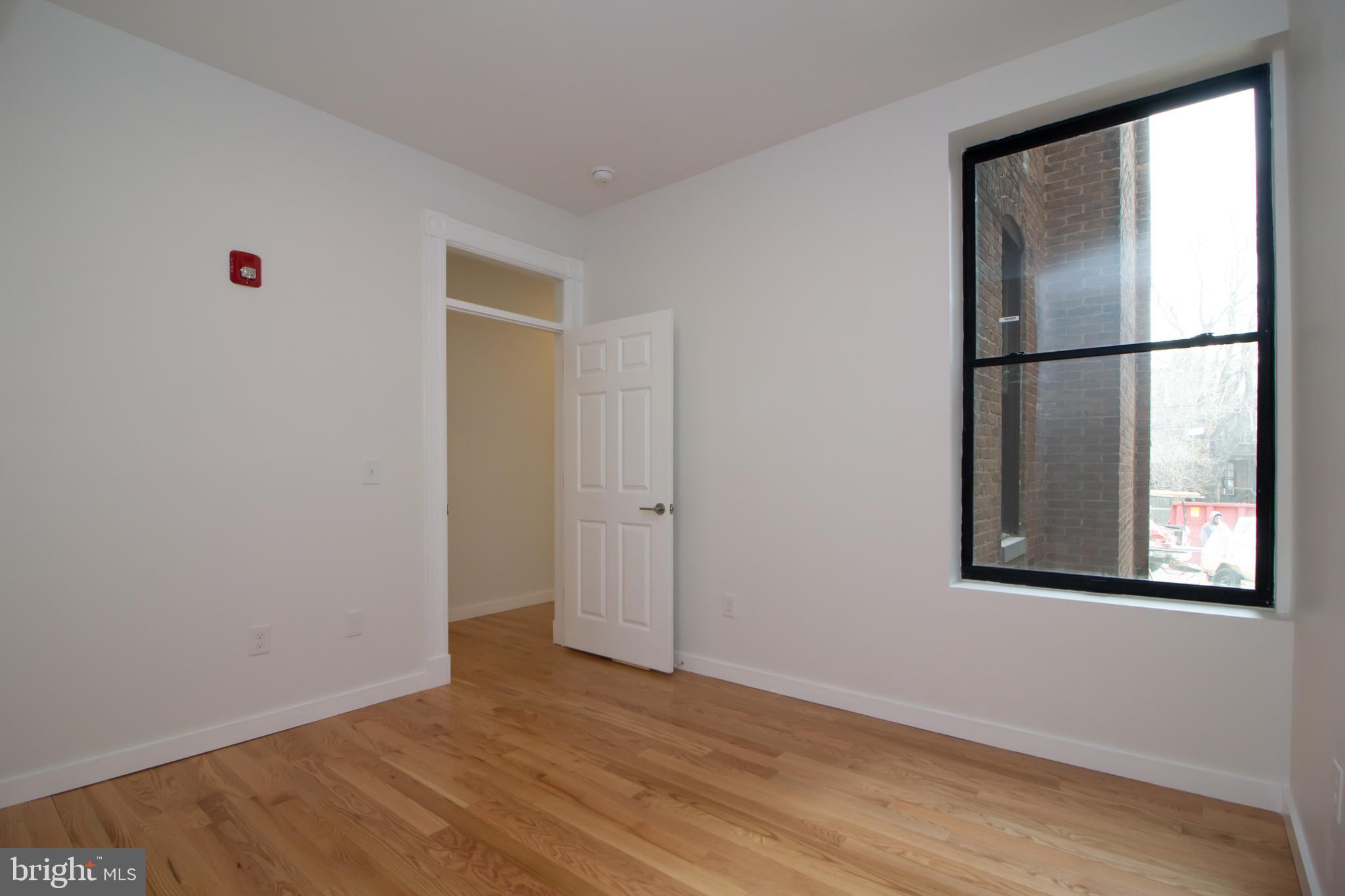 CHARLES VILLAGE - Residential Lease