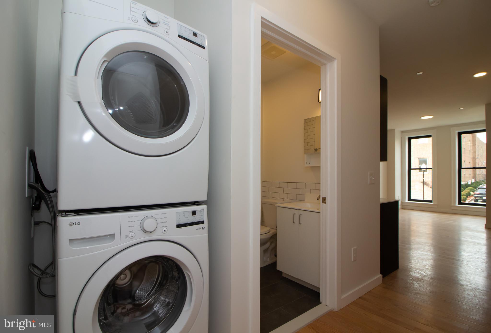 CHARLES VILLAGE - Residential Lease