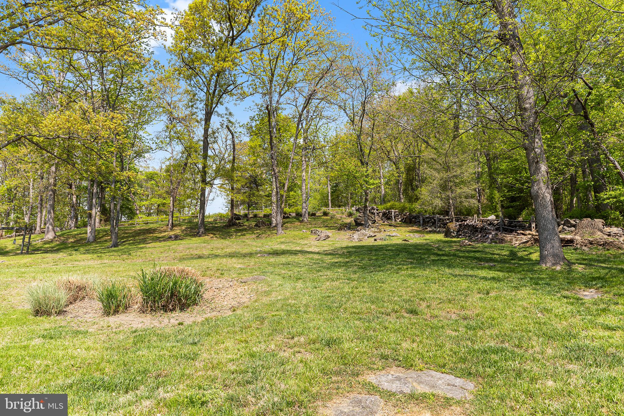 CEDAR GROVE FARM - Residential