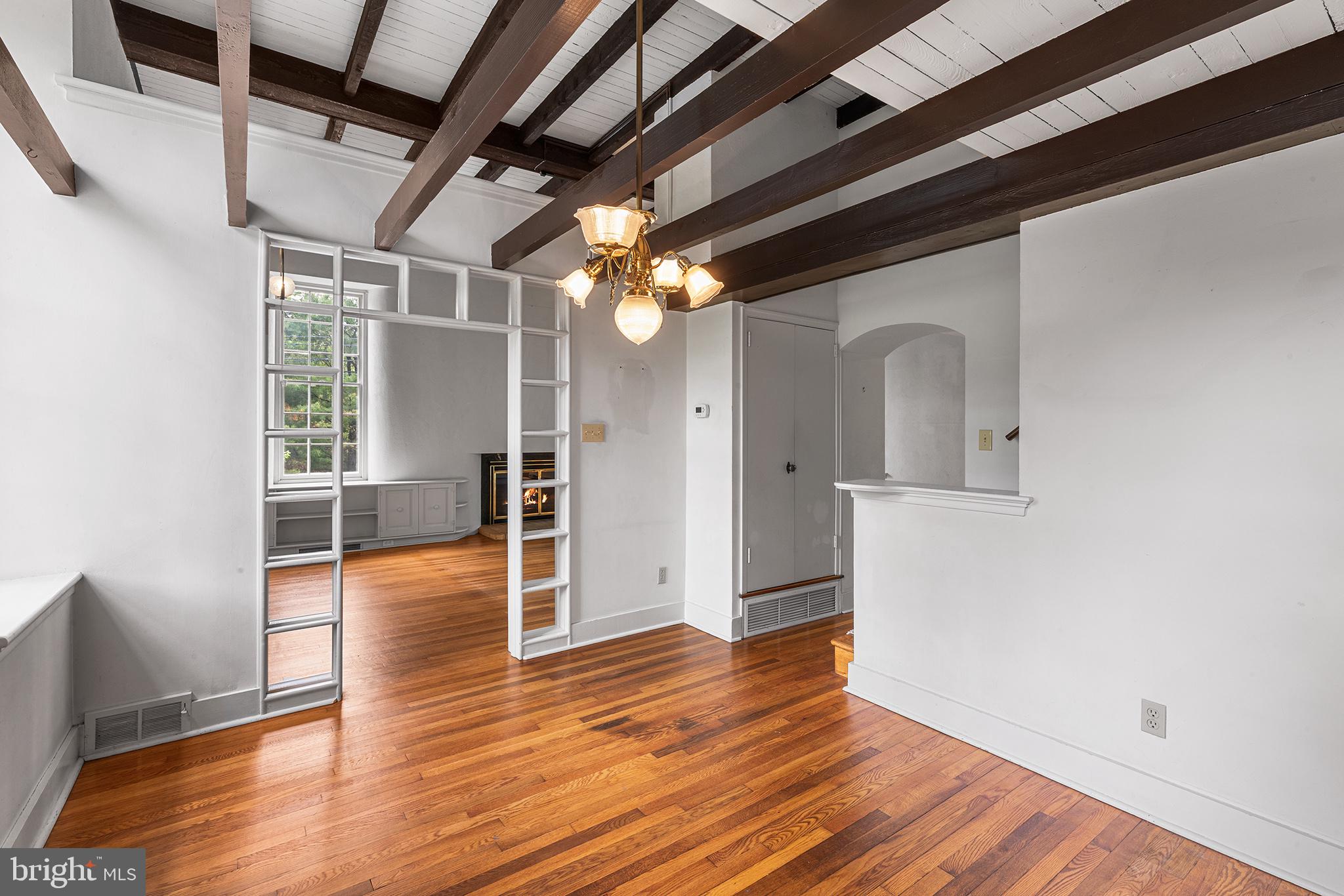 CEDAR GROVE FARM - Residential