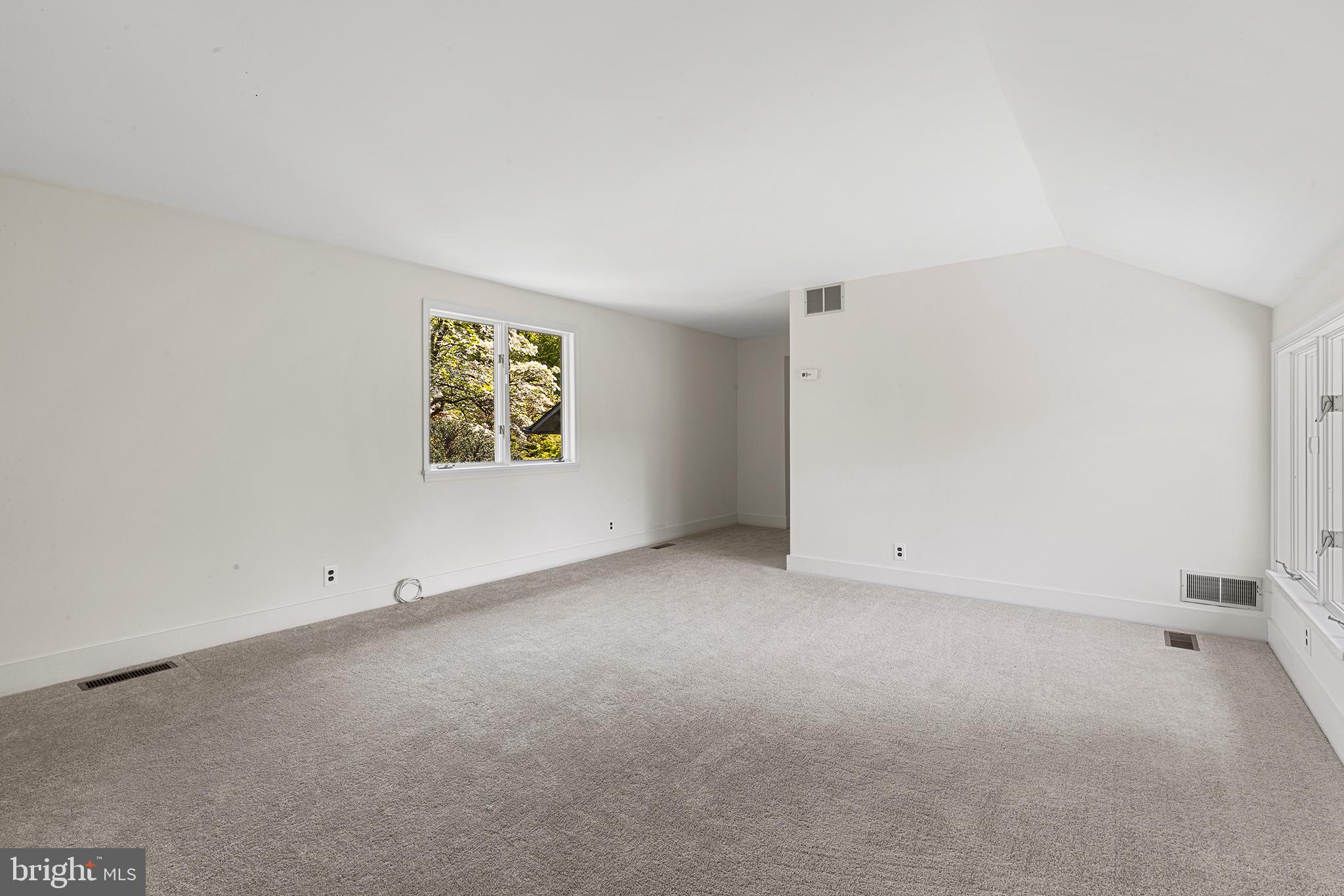CEDAR GROVE FARM - Residential