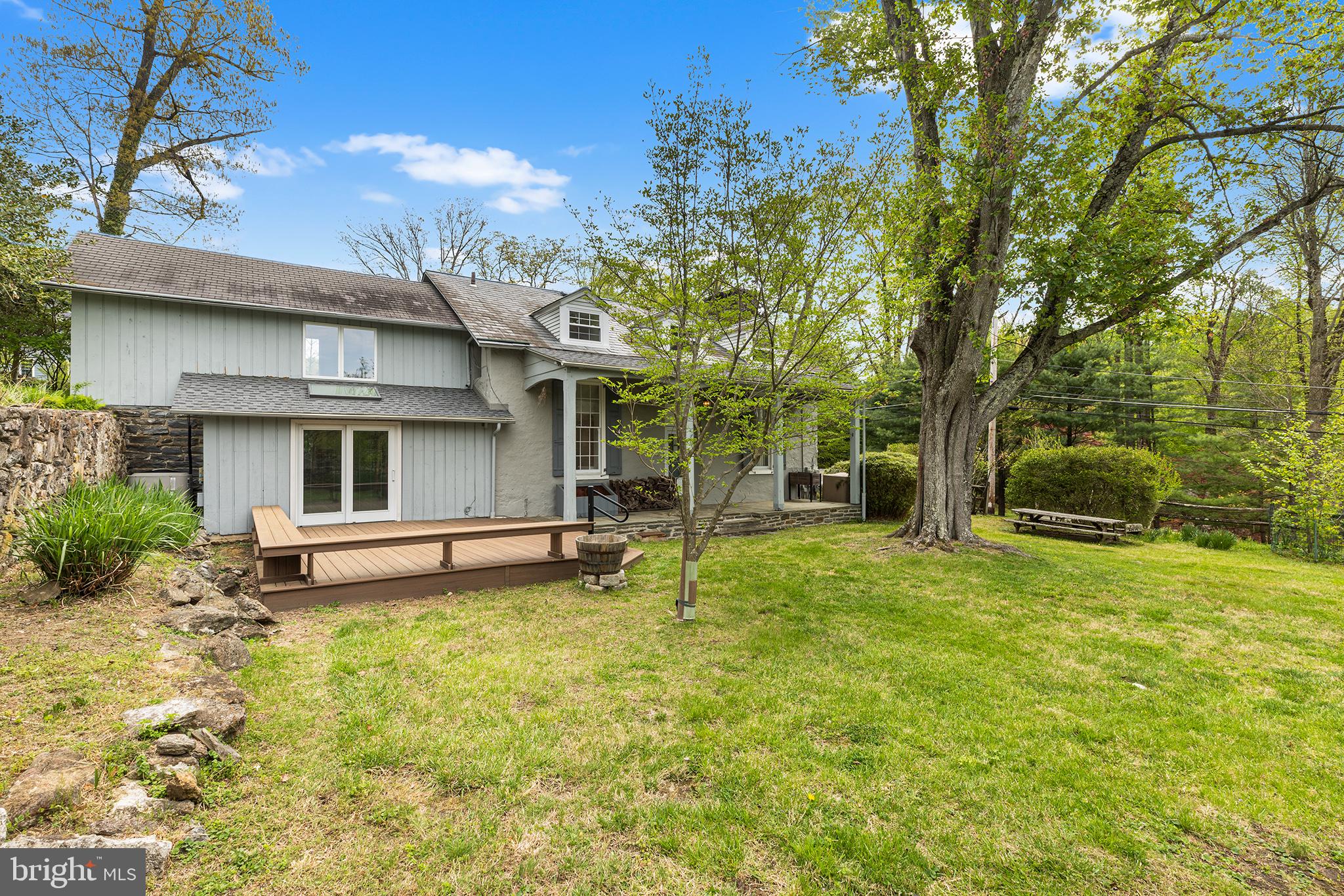 CEDAR GROVE FARM - Residential