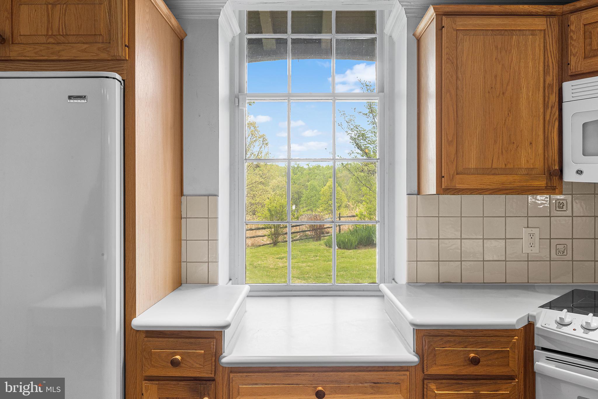 CEDAR GROVE FARM - Residential