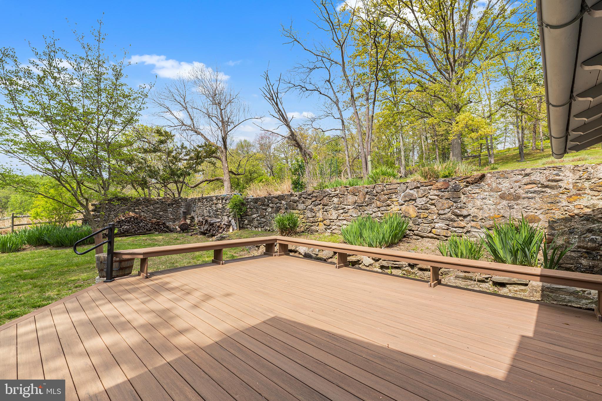 CEDAR GROVE FARM - Residential