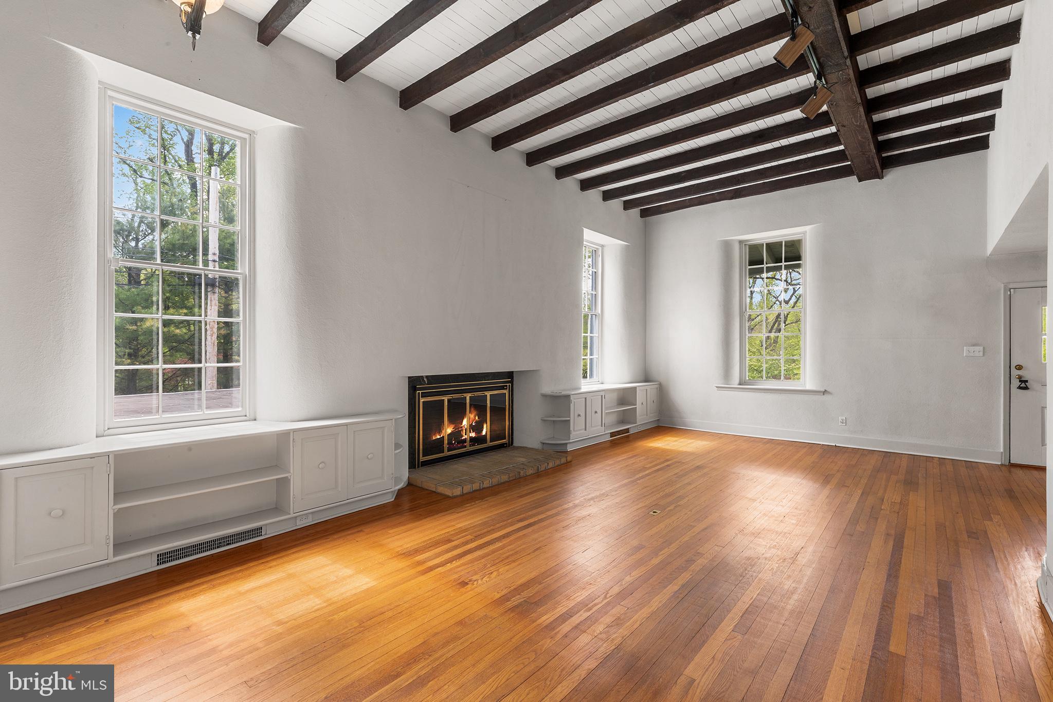 CEDAR GROVE FARM - Residential