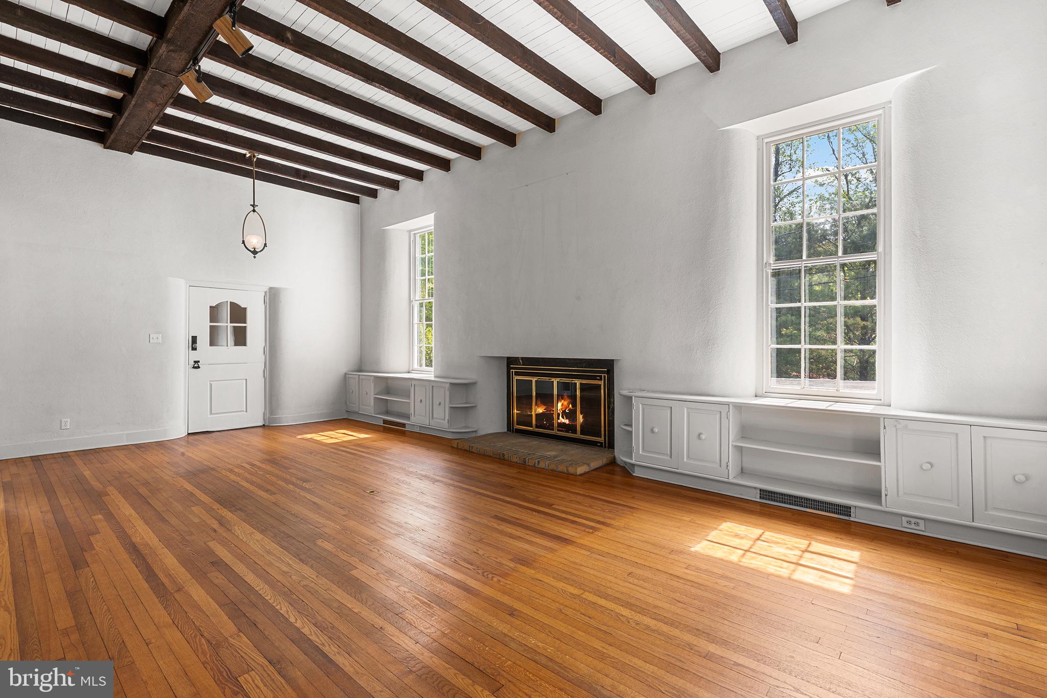 CEDAR GROVE FARM - Residential