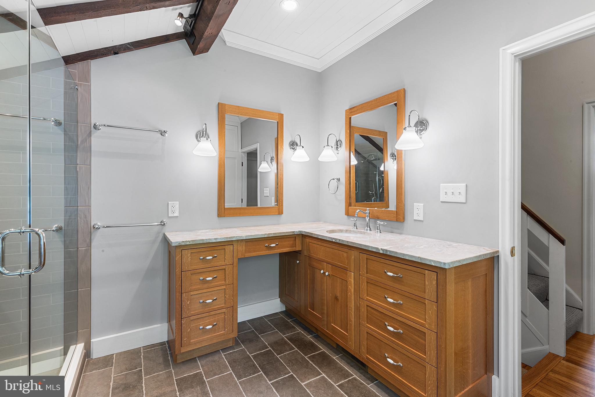 CEDAR GROVE FARM - Residential
