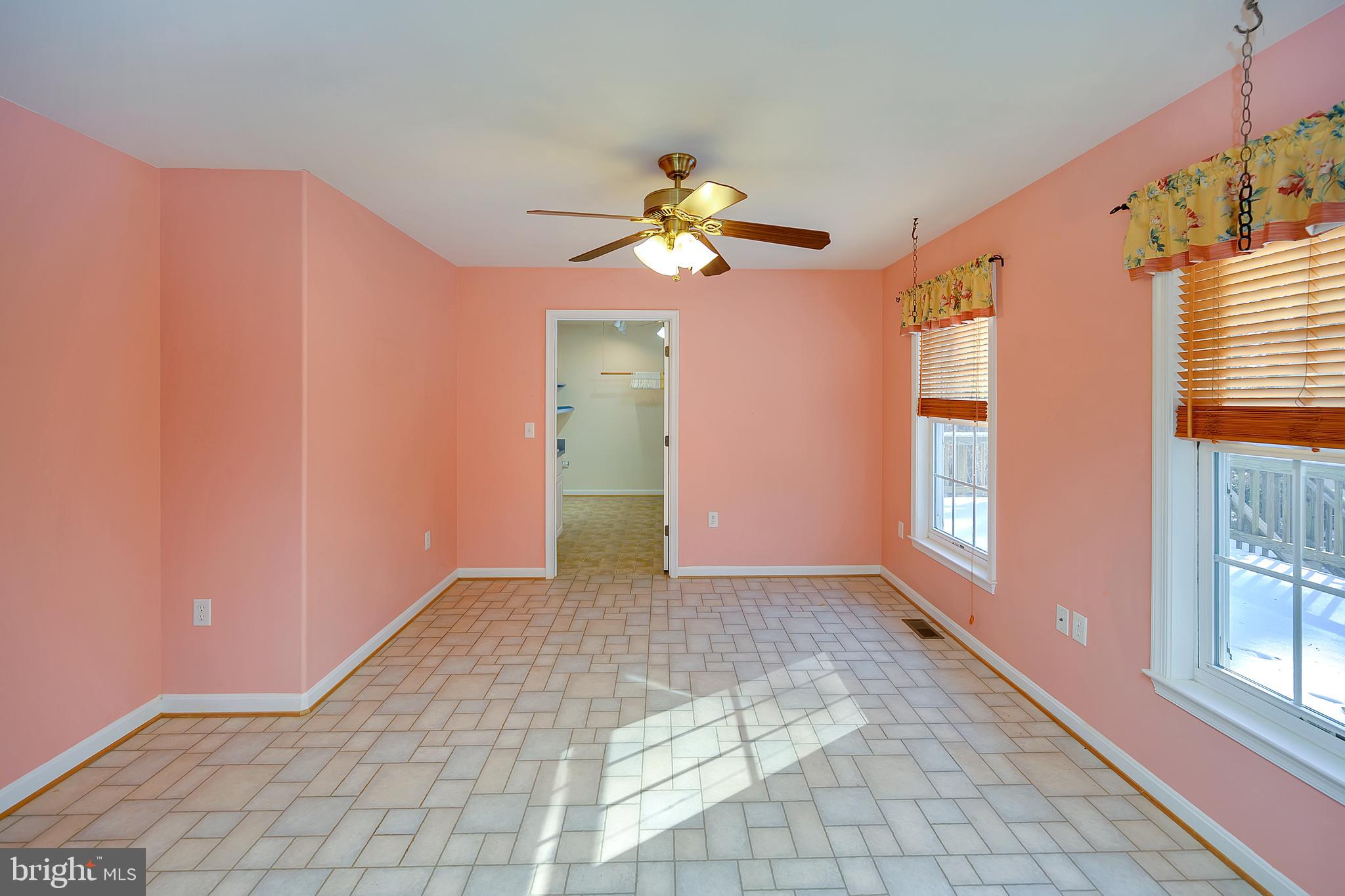 KINGS LEIGH ESTATES - Residential