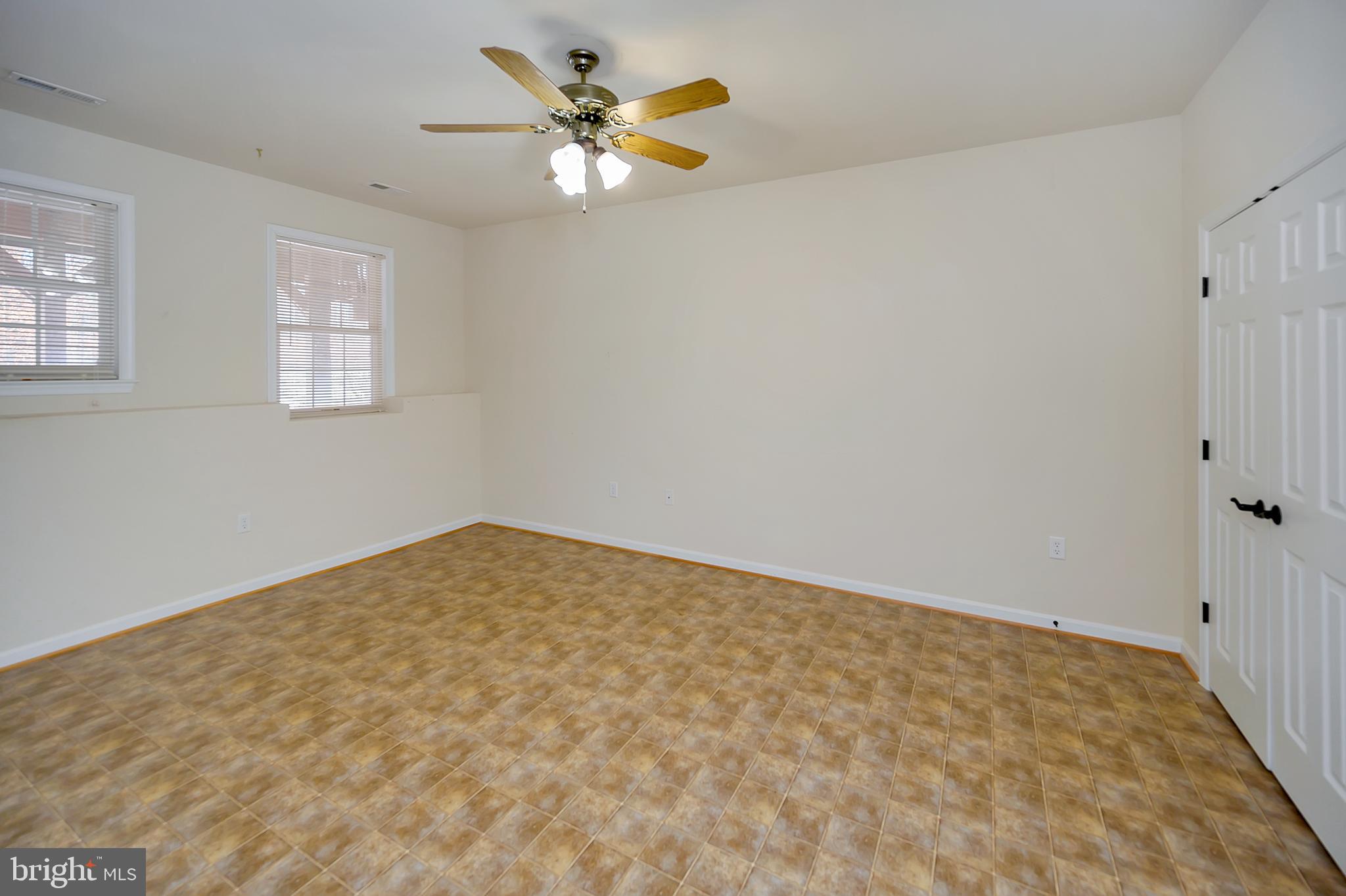 KINGS LEIGH ESTATES - Residential