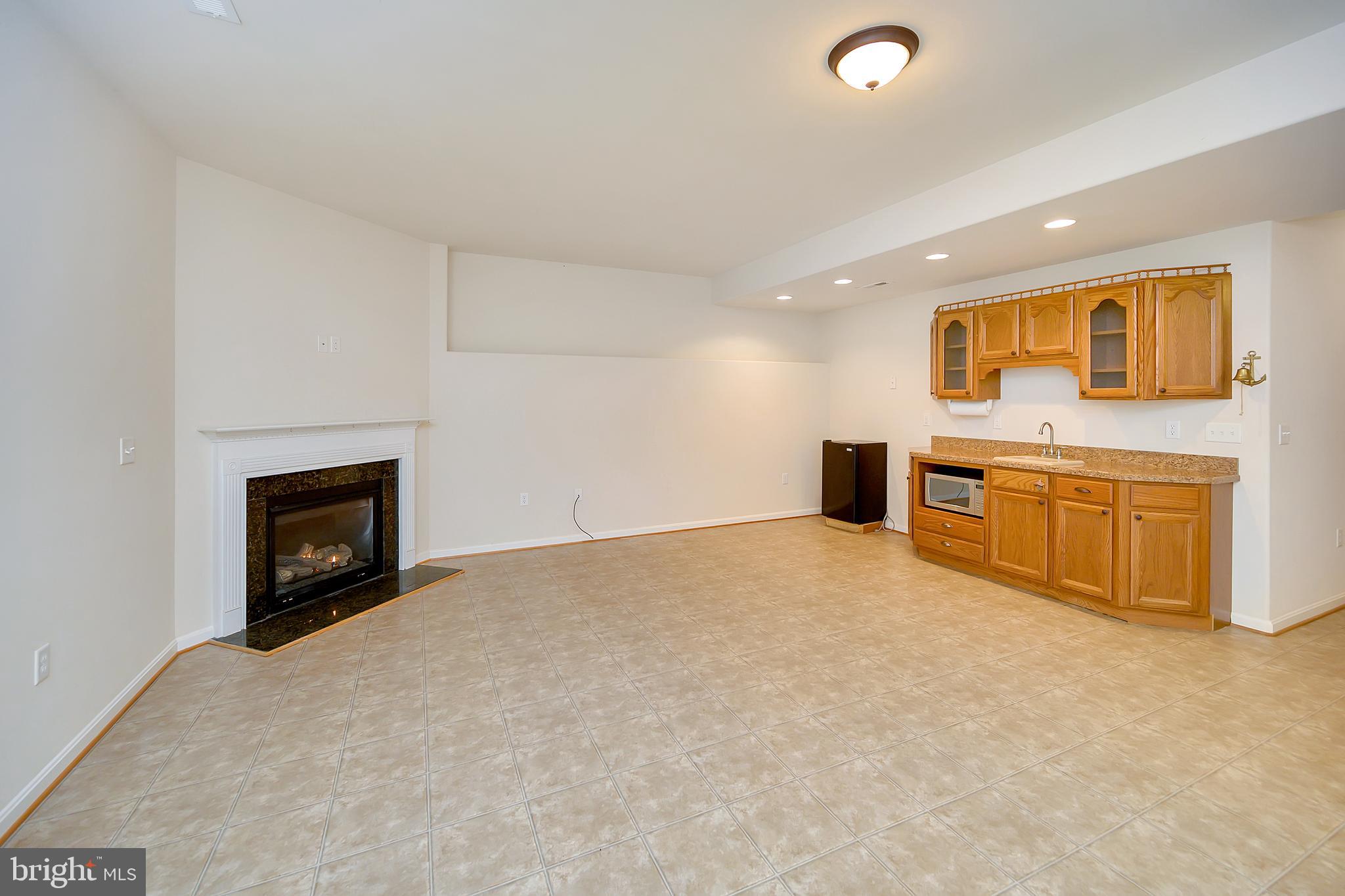 KINGS LEIGH ESTATES - Residential