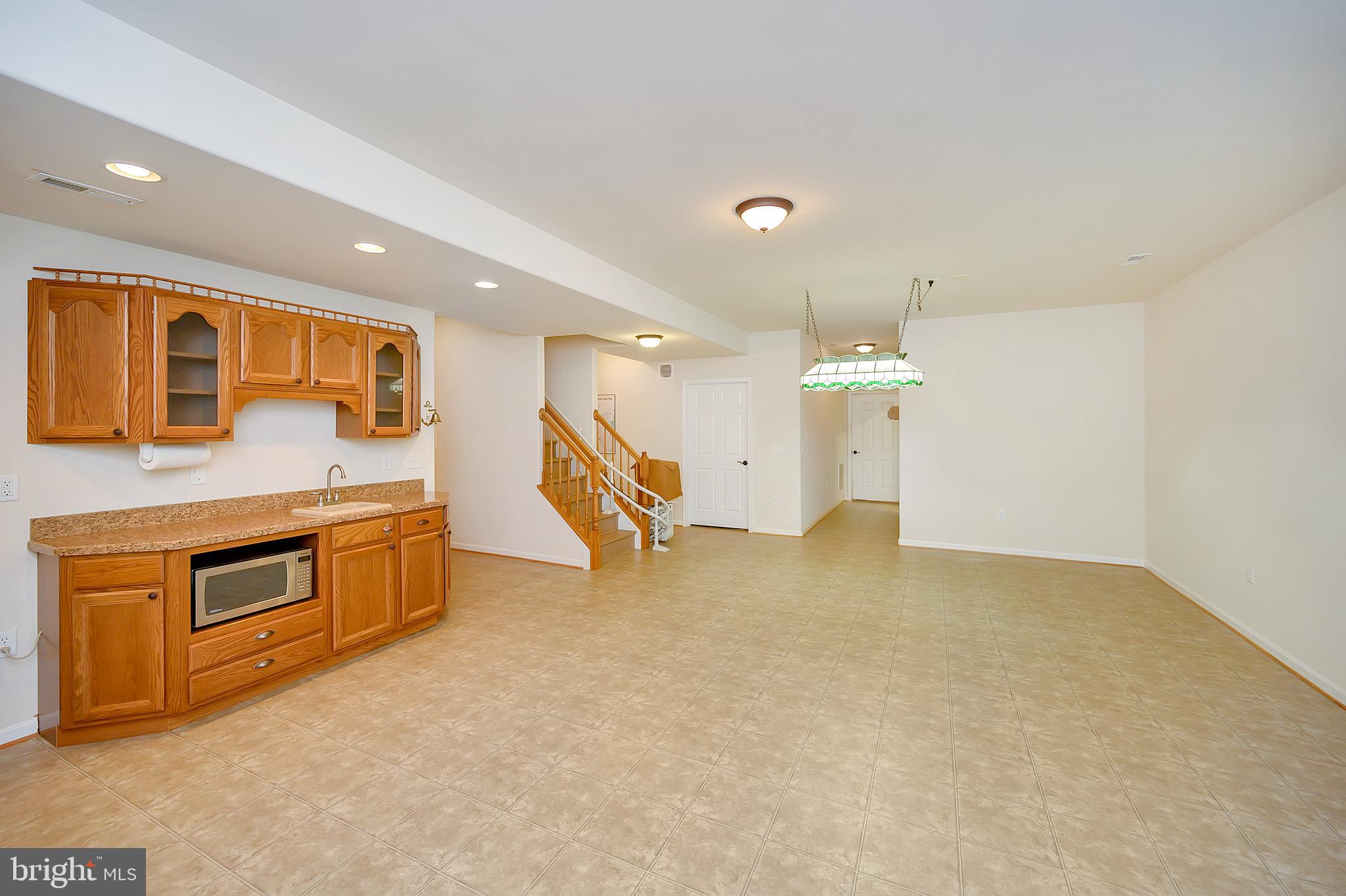 KINGS LEIGH ESTATES - Residential