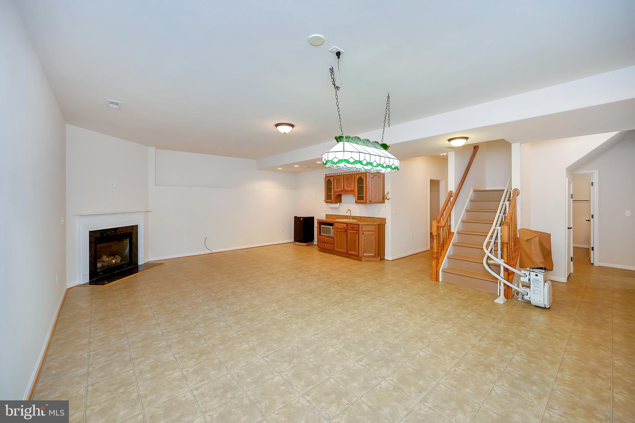 KINGS LEIGH ESTATES - Residential