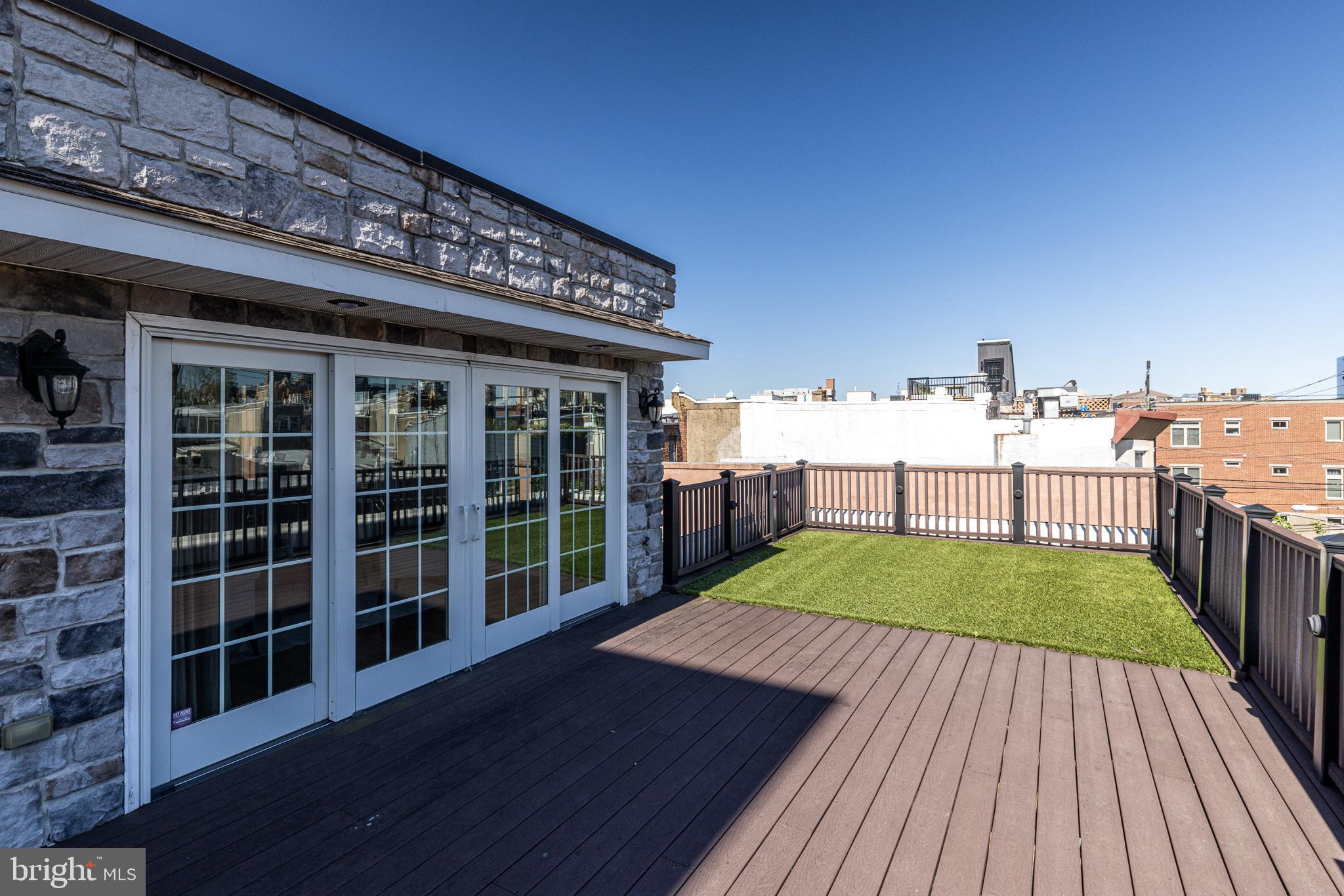 BELLA VISTA - Residential