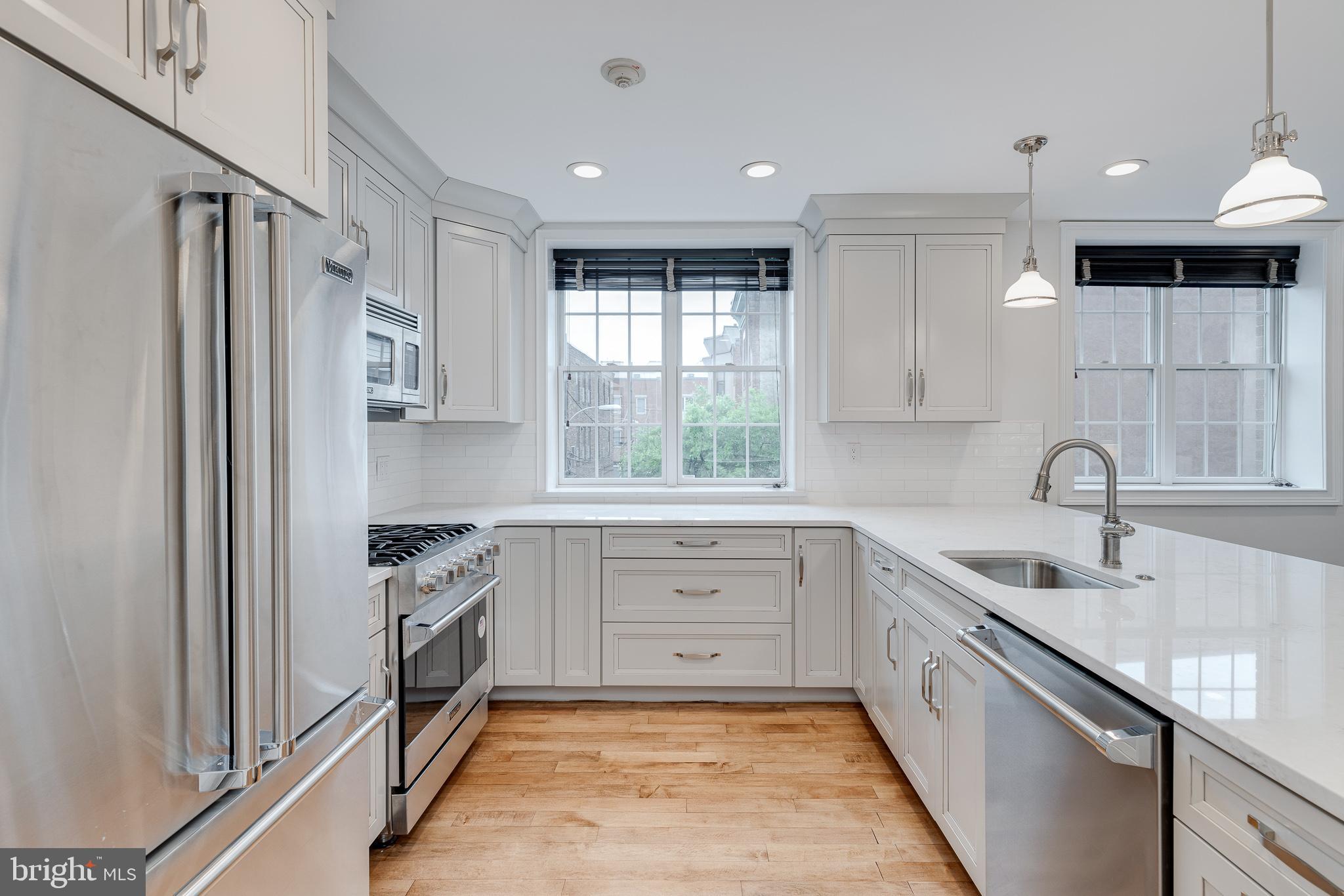 BELLA VISTA - Residential