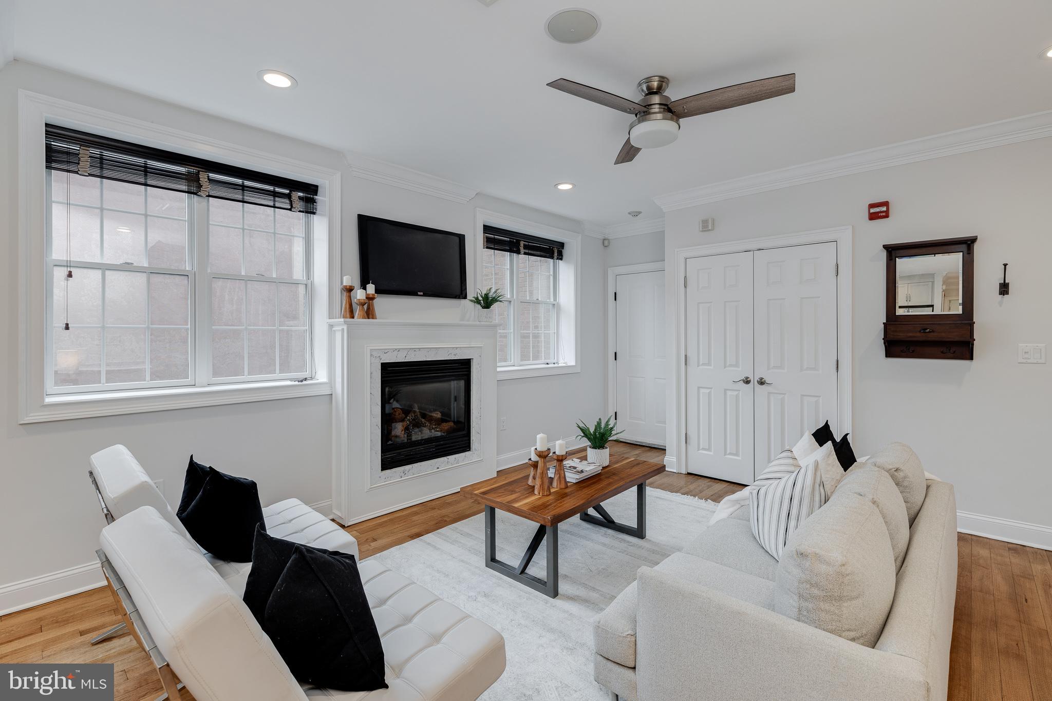 BELLA VISTA - Residential