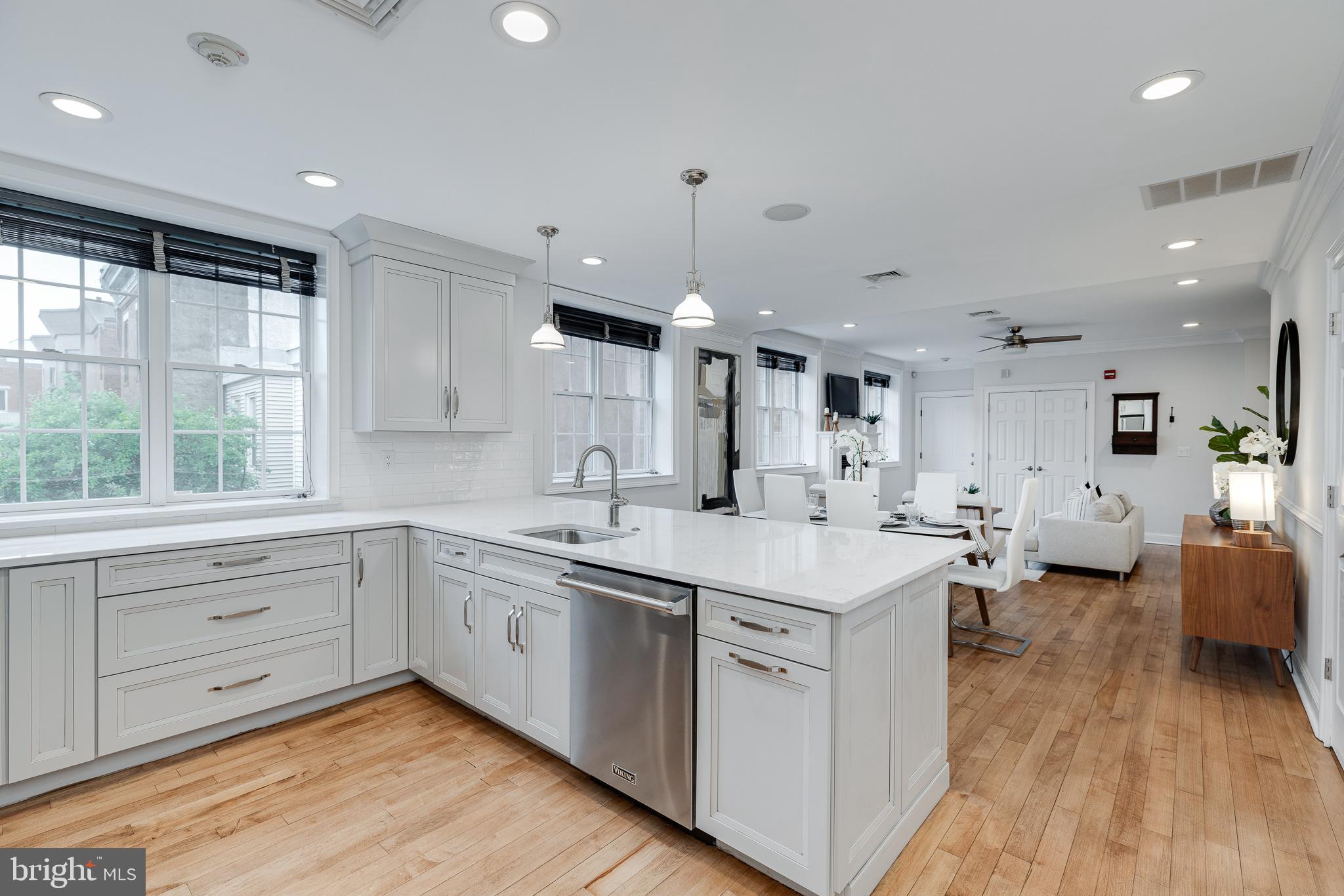 BELLA VISTA - Residential