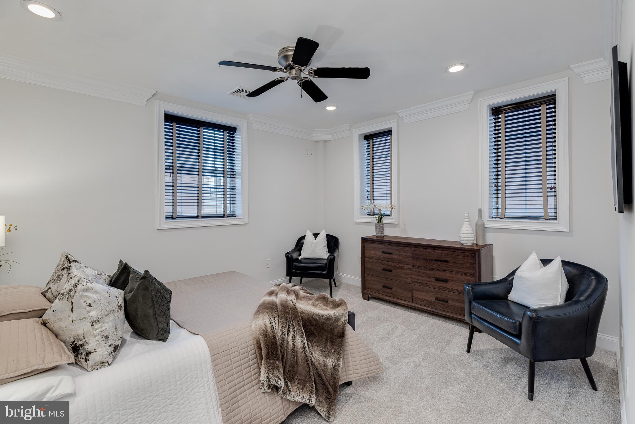 BELLA VISTA - Residential