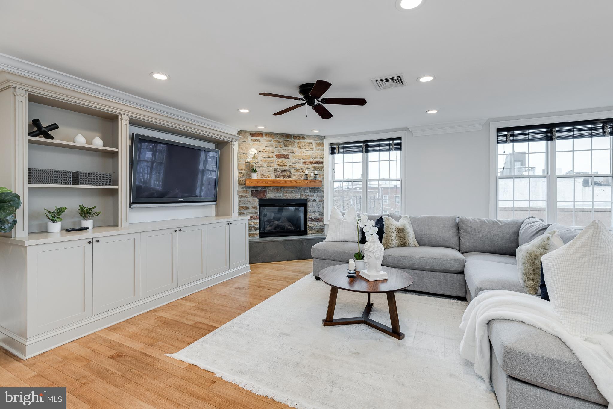 BELLA VISTA - Residential