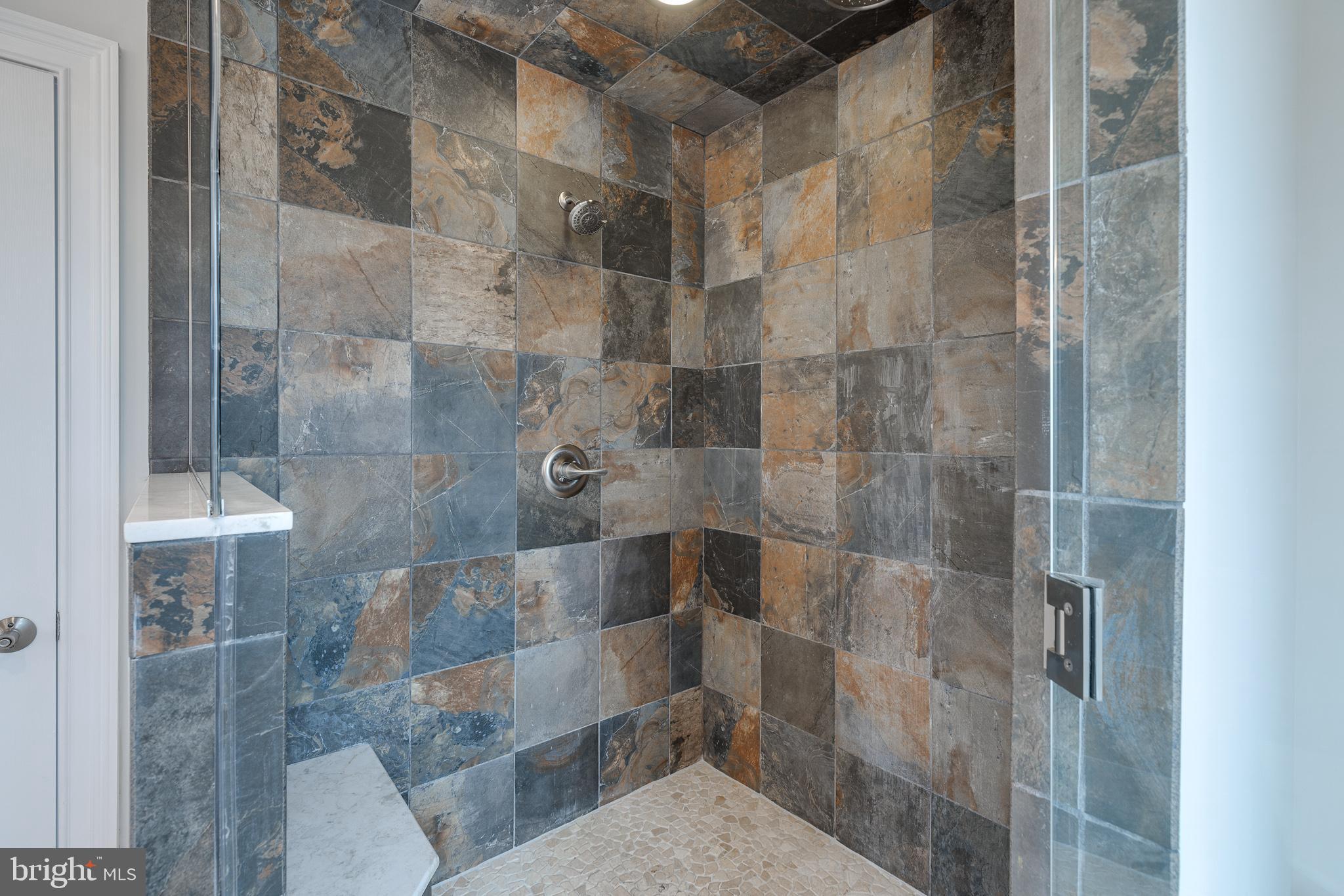 BELLA VISTA - Residential