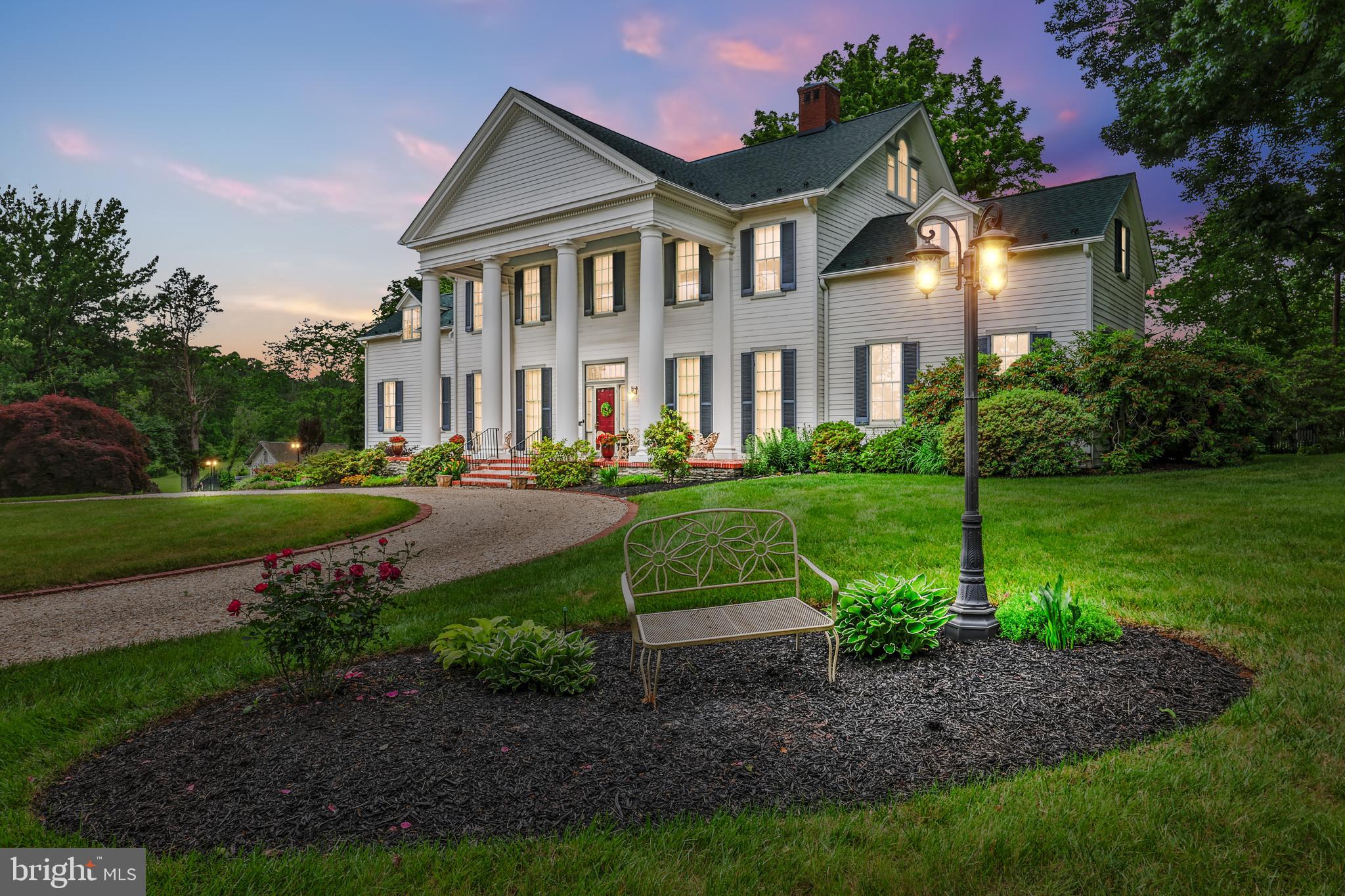1902 JEFFERSON PIKE