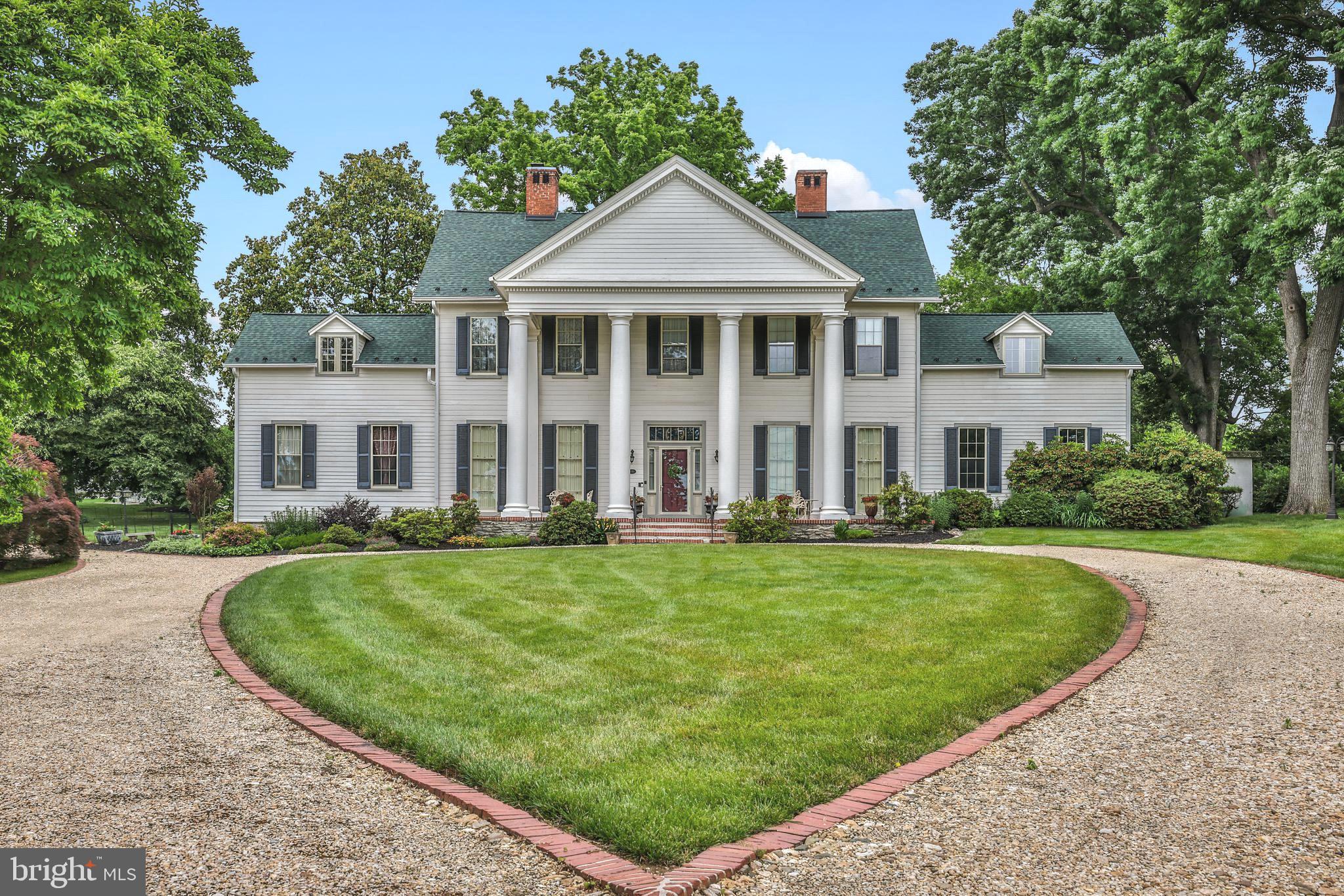 1902 JEFFERSON PIKE