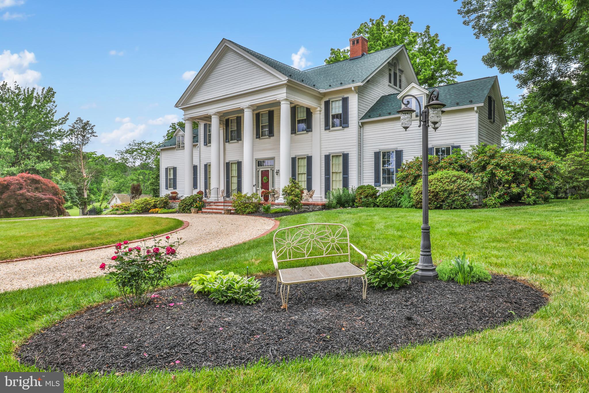1902 JEFFERSON PIKE