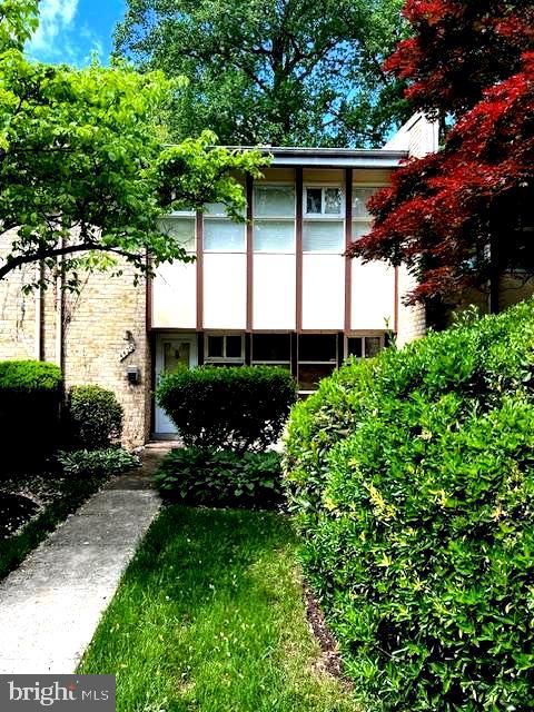 Photo of 4420 Forest Glen Court, ANNANDALE, VA 22003 (MLS # VAFX2310856)