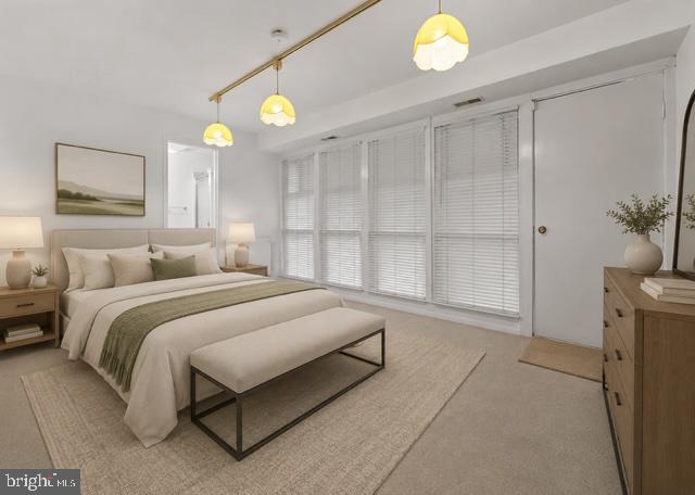 FAIRFAX HERITAGE - Residential