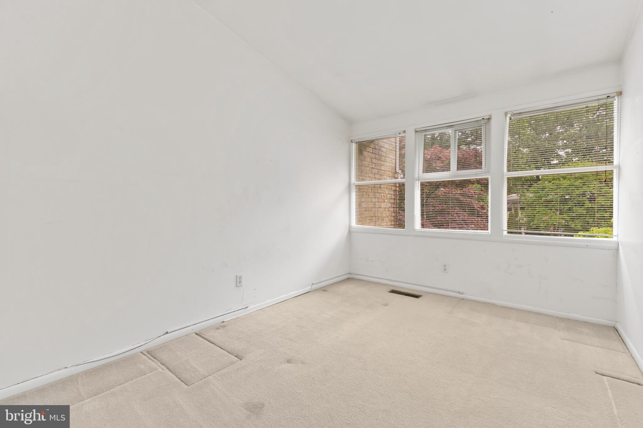 FAIRFAX HERITAGE - Residential