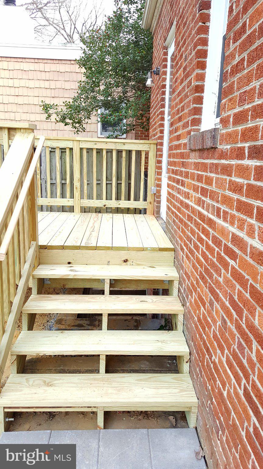 2207 SEMINARY ROAD