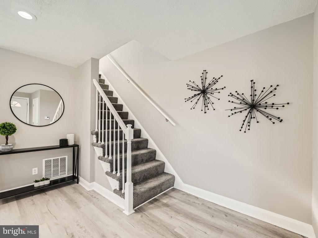 HILLENDALE - Residential