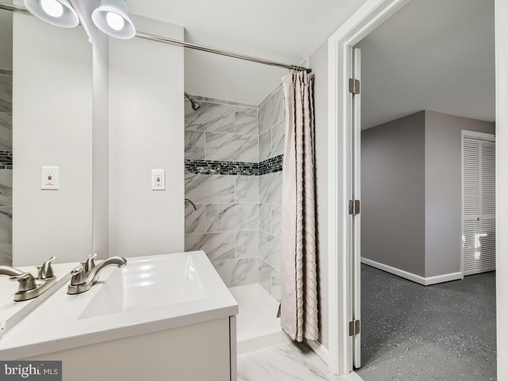 HILLENDALE - Residential