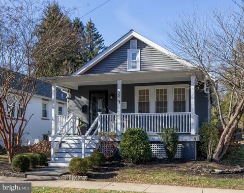 259 W ASHLAND STREET DOYLESTOWN PA 18901