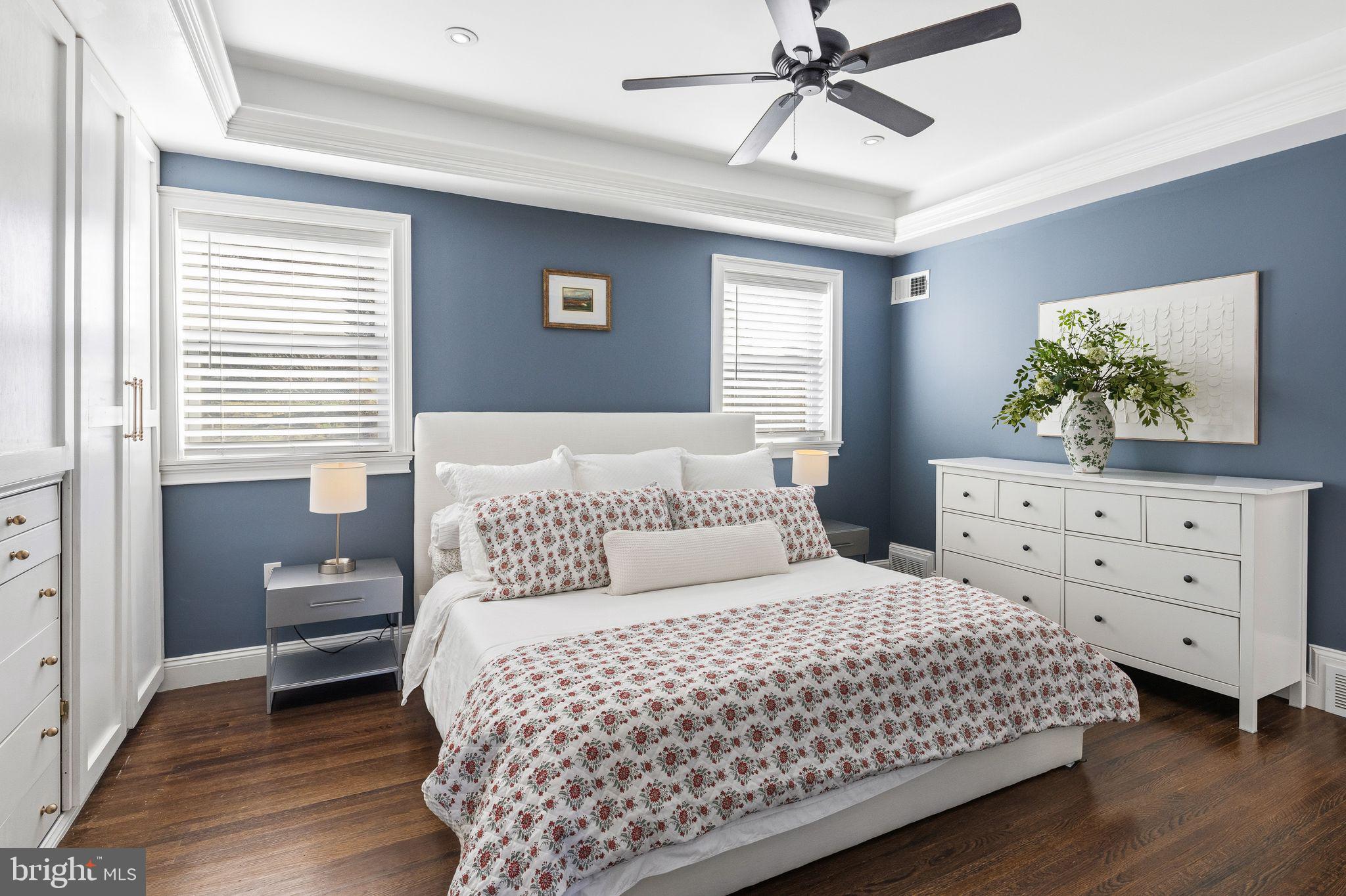 ROXBOROUGH - Residential